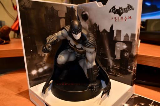 Batman: Arkham City - Распаковка и обзор Collector`s Ed. (PS3, UK)
